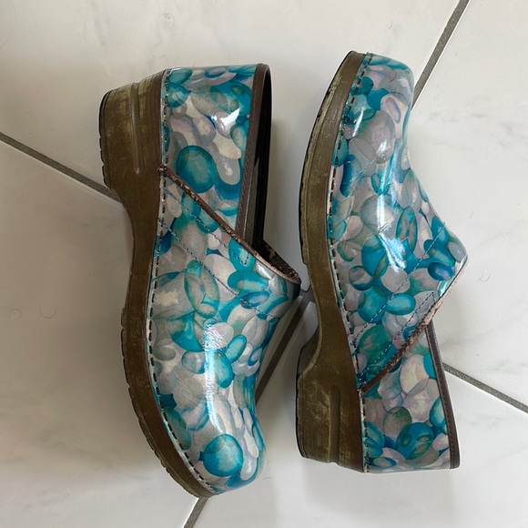 Sanita Nursing Shoes 41 / 10 - Picture 3 of 6